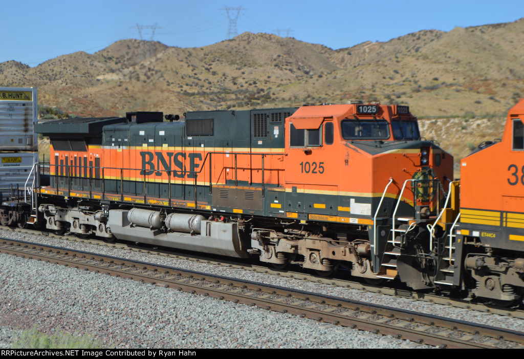 BNSF H1 1025